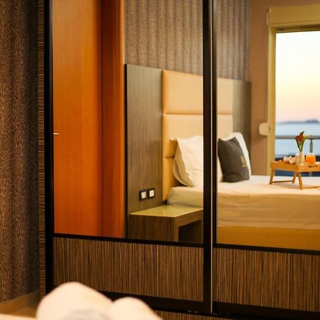 Hotel Aliko فلورا المظهر الخارجي الصورة